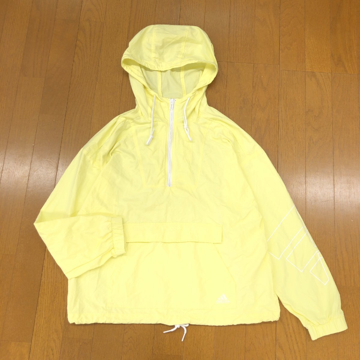 美品 adidas アディダス 定価8,789円 ライトウーブン アノラック クロスジャケット L イエロー ナイロンパーカー 羽織り トレーニング 婦人_画像1
