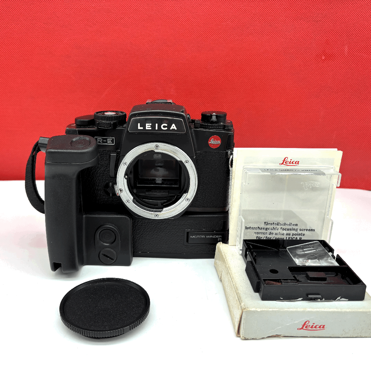#16 LEICA R-E フィルムカメラ 一眼レフカメラ ボディ シャッター、露出計(jì)OK 動(dòng)作確認(rèn)済 / MOTOR WINDER R / FOCUSING SCREEN R ライカ