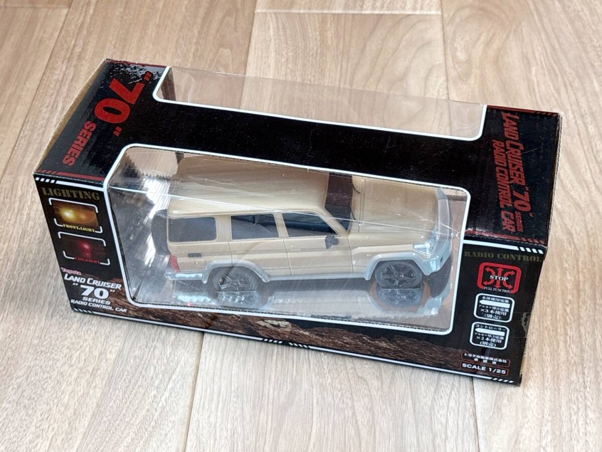 〓トヨタ 承認済〓 LAND CRUISER ランドクルーザー 70 1/25スケール R/Cカー ラジオコントロールカー ベージュ ラジコン @RC ランクル70_画像5