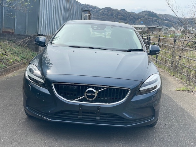 ボルボ V40★令和1年(2019年)★グレード-T3タック エディション★ETC,バックカメラ,スマートキー2本★