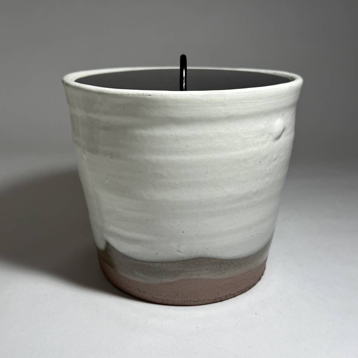 【茂蔵】須恵窯 「徳沢守俊」作 粉引水指 共箱 茶人書(shū)付?花押あり 茶道具 保証品