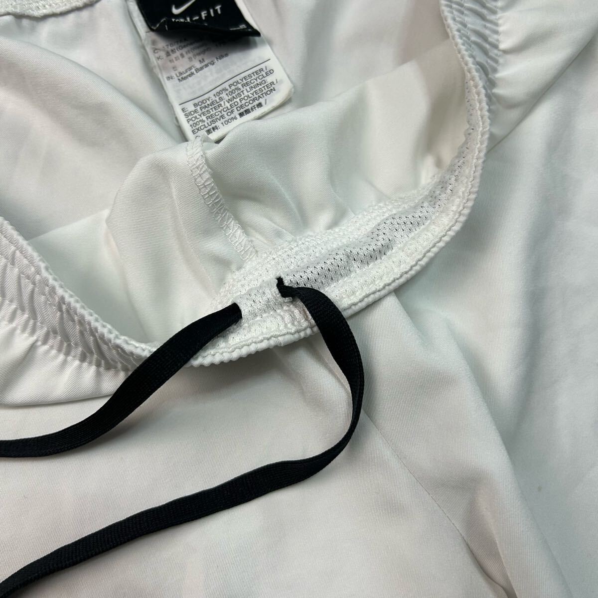 (MS0506) NIKE ナイキ　ショートパンツ ハーフパンツ　スポーツウェア　DRI-FIT ドライフィット　速干　ホワイト　M ※股部分に汚れあり