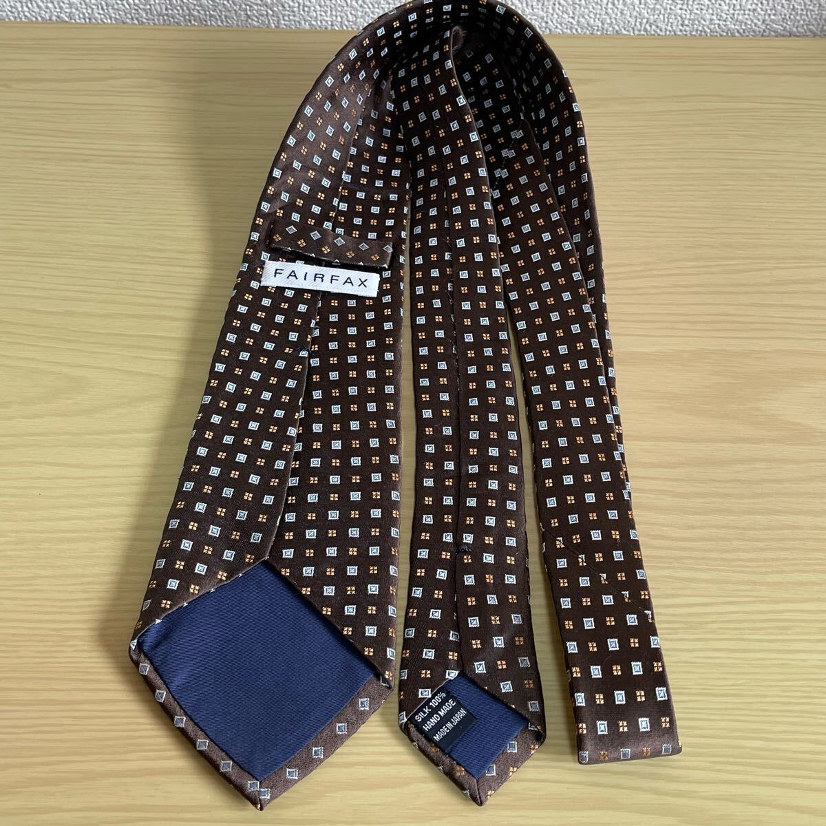 FAIRFAX（フェアファクス）茶水色シルバーミクロスクエアデザインネクタイ_画像9