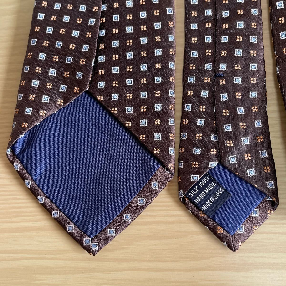 FAIRFAX（フェアファクス）茶水色シルバーミクロスクエアデザインネクタイ_画像10