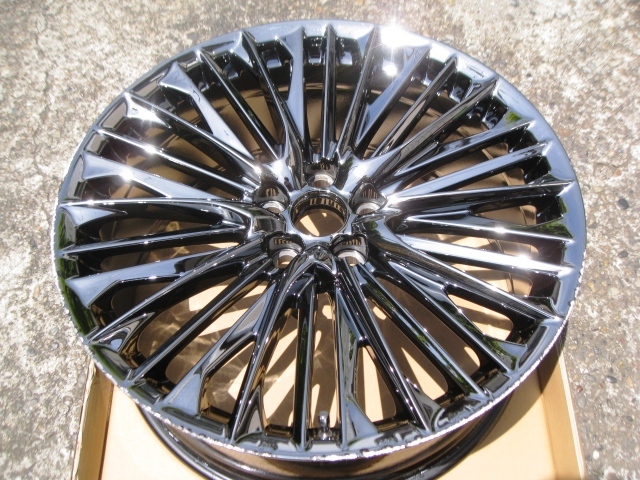 ☆彡ヴァルド☆彡ジェニュインライン F-001☆彡9.0J+40☆彡5穴-PCD120☆彡1本のみ☆彡WALD☆彡40系アルファード☆彡ヴェルファイヤ