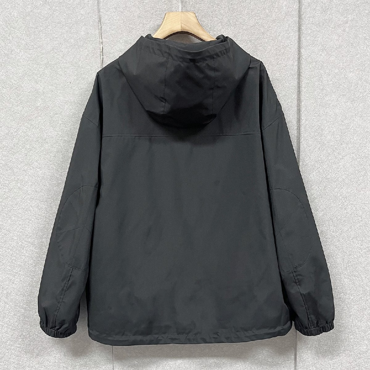 定番?ジャケット 定価6萬◆Emmauela?イタリア?ミラノ発◆速干 防風(fēng) 快適 通気 マウンテンパーカー アウトドア 普段著 春秋 L/48サイズ