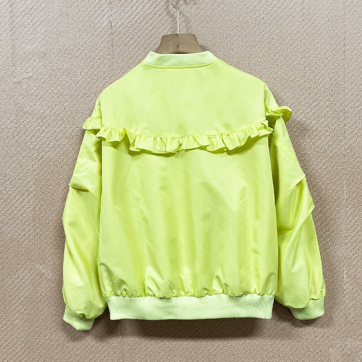 個(gè)性ヨーロッパ制※定価6萬(wàn)◆ブルガリア発※RISELIN ジャケット 通気 快適 滑らか 撥水 無(wú)地 艶 洗練 ブルゾン アウター 日常 春 L/48