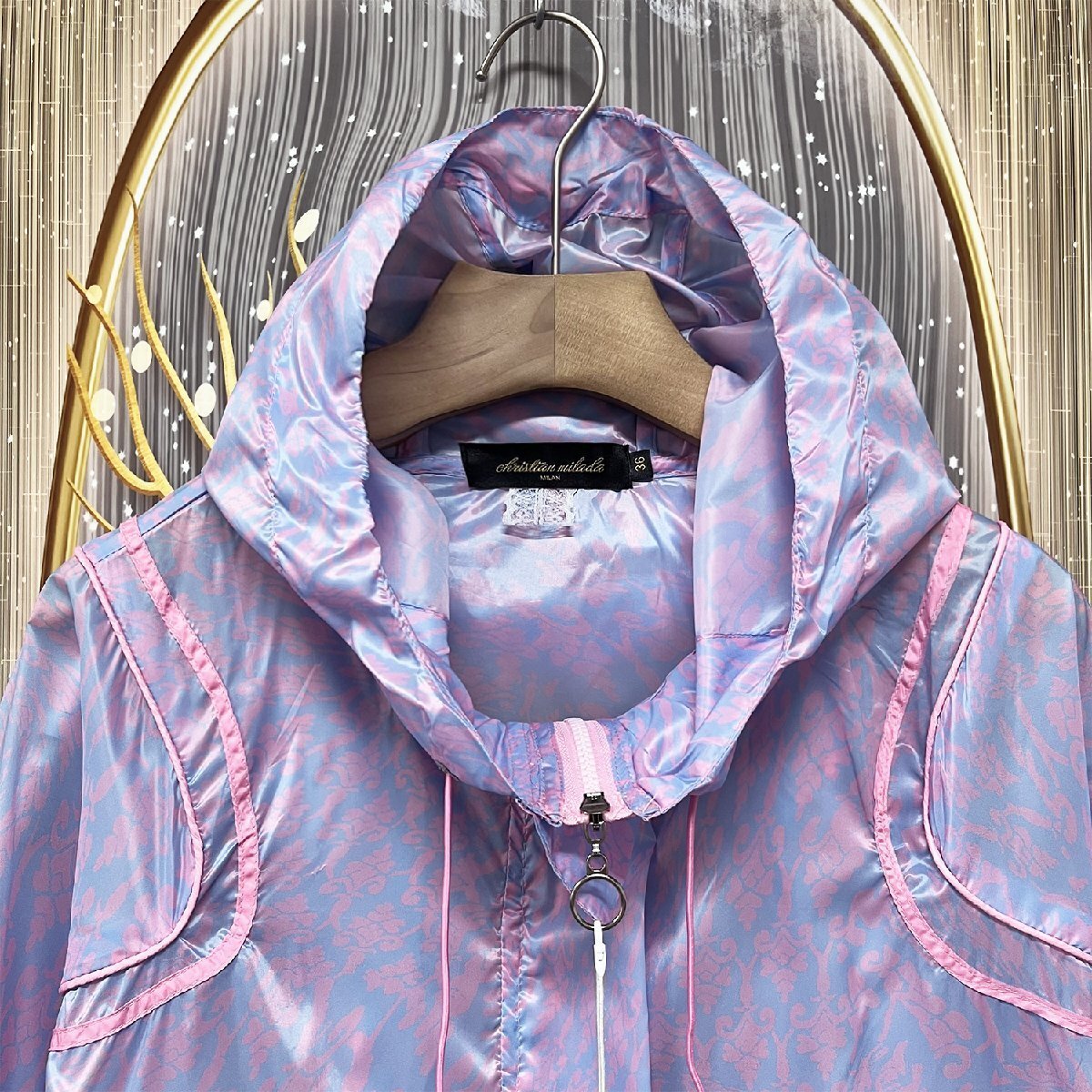 定価5萬★christian milada?ミラノ発?ジャケット★通気 速干 薄手 フード付き 総柄 カラフル 日焼け止め UVカット レディース 夏用 S/34