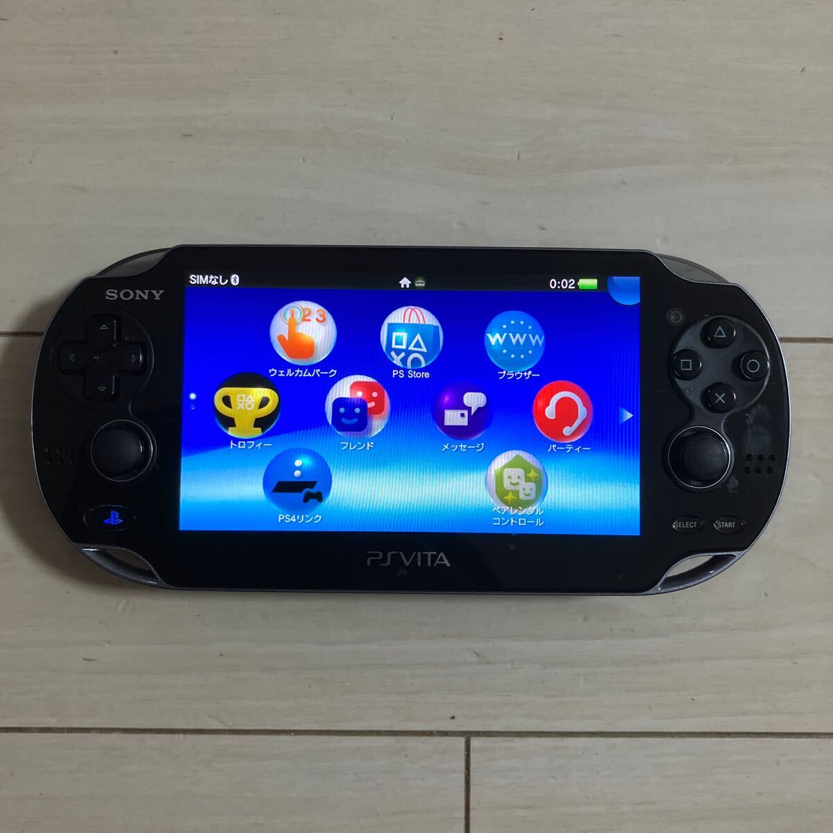 SONY PSVITA PCH-1100 AB01 本体 3G wifi 動作品 初期化