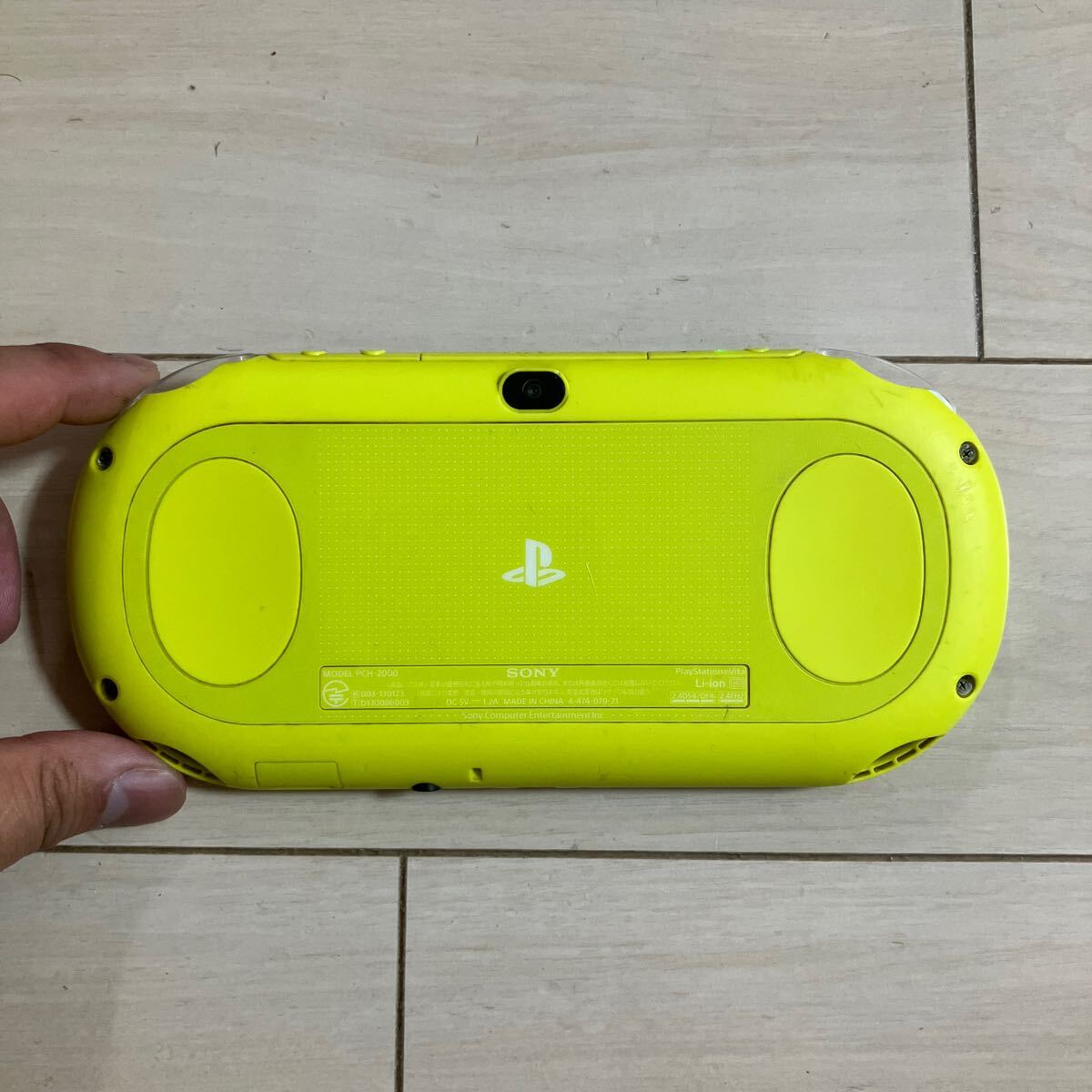 SONY PSVITA PCH-2000 ZA13 1GB 本体 wifi 初期化 ソニー