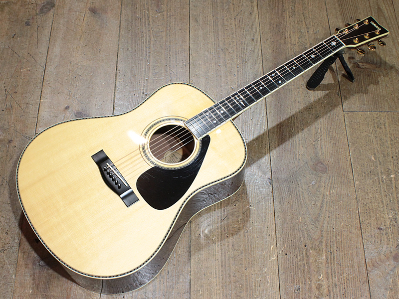 YAMAHA L-15 1984