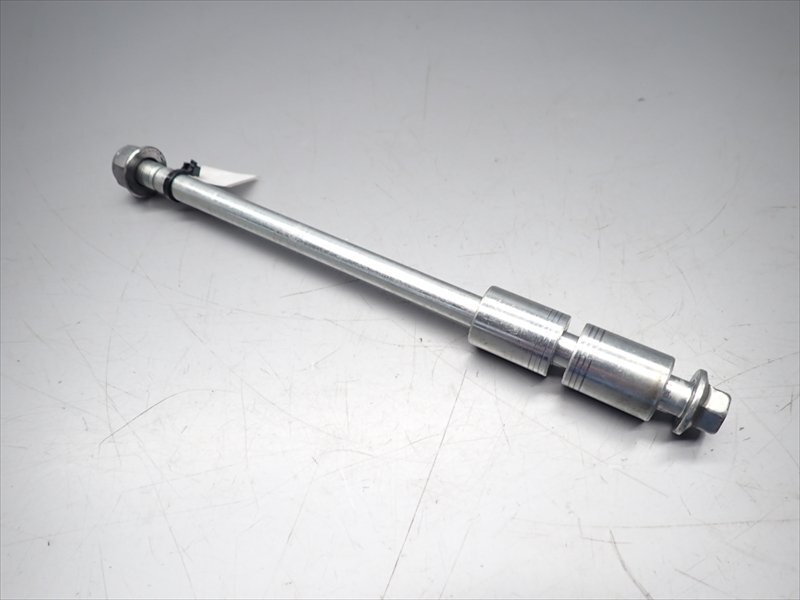 C1R7-0508 ホンダ ダックス125 / DAX125 フロント アクスルシャフト 純正品 【JB04-100～ 走行距離2778㎞外し 動(dòng)畫(huà)有】
