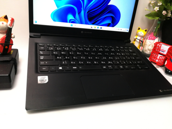 COREi7-10510U　SSD256GB　メモリ8GB搭載　☆Windows11☆yg　即決/Office2021/HDMI搭載/即日発送☆05
