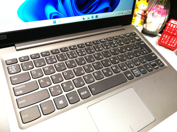 SSD500GB　COREi3-7100U搭載　☆Windows11☆zq　即決/Office2021/HDMI搭載/即日発送☆05