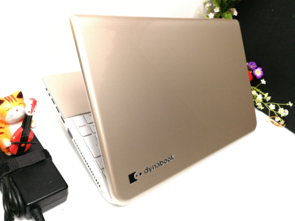 ほぼ未使用SSD240GB　メモリ8GB　ブルーレイ搭載　☆Windows11☆ce　即決/Office2021/HDMI搭載/即日発送☆03