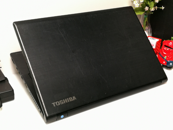 メモリ16GB　COREi5-8250U　SSD搭載　OS無しジャンク品☆ez　/HDMI搭載/即日発送☆09