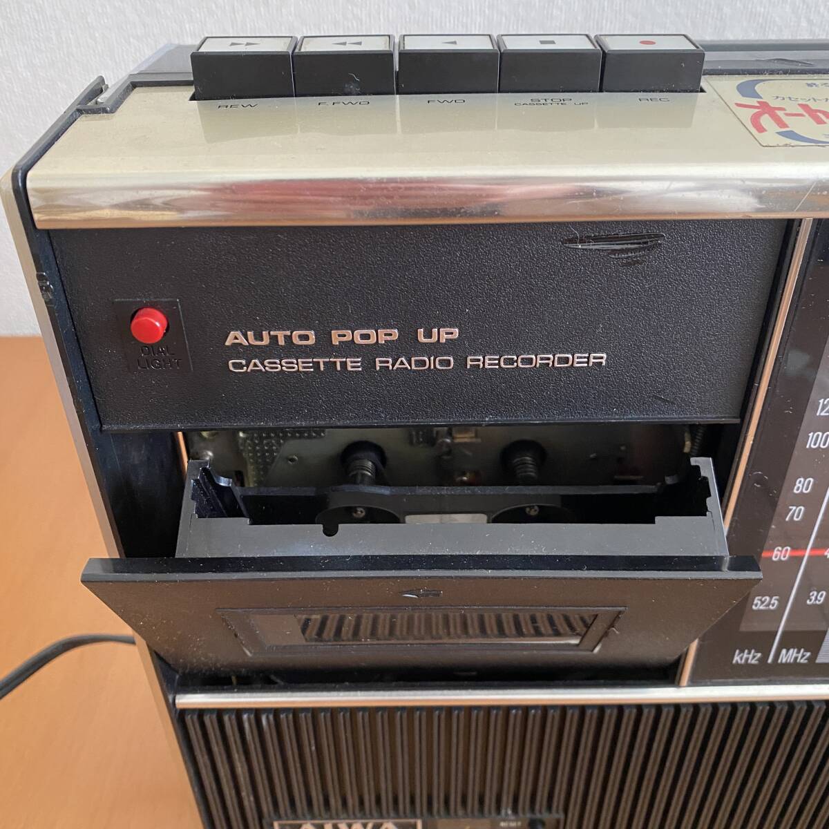 AIWA アイワ カセットデッキ ラジオ付き TPR-201 レコードプレーヤー 昭和レトロ AM/FM オーディオ機器 通電確認済み 現状品_画像7