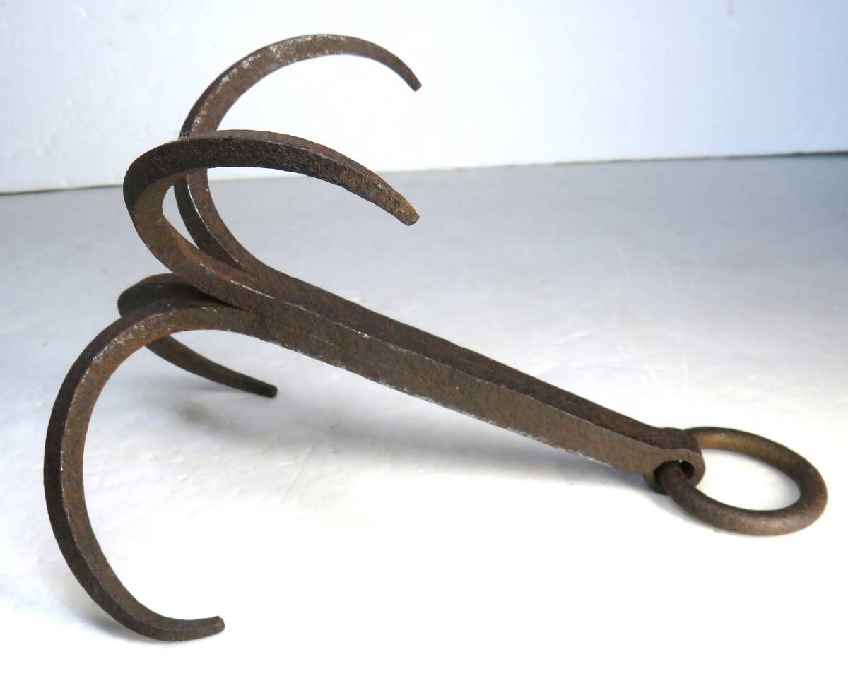 tsu...... металлические принадлежности 1 шт