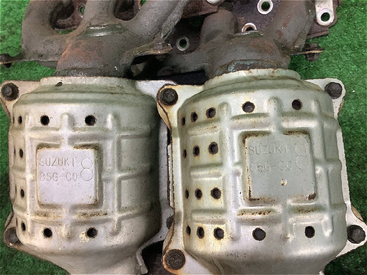 自動(dòng)車(chē) 觸媒 スズキ 純正 K6A 4個(gè)セット 刻印 85G-C08 ワゴンR MH22S MH23S アルト HA25S ラパン HE22S等 コア 素材用 レアメタル エキマニ