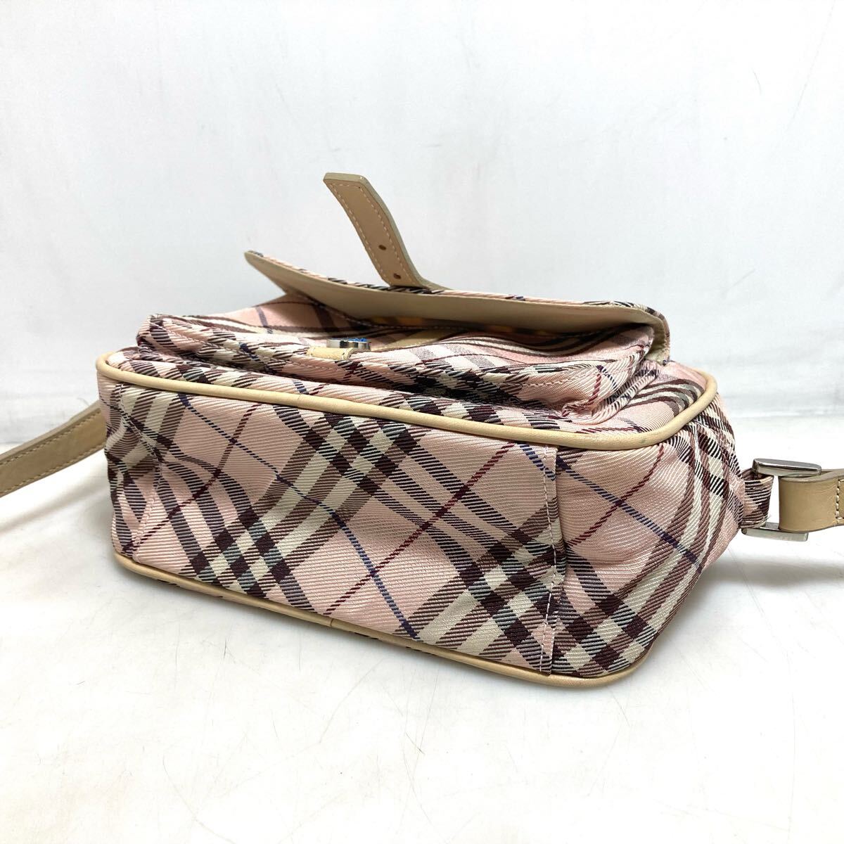 54-56 BURBERRY BLUE LABEL バーバリーブルーレーベル ショルダーバッグ ノバチェック ピンク ベージュ ナイロン レザー