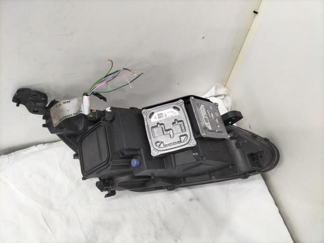 LDA-T9YH01 プジョー 308 GTライン 右H　平成30年　純正　LED　左　ヘッドランプ ヘッドライト　98005464