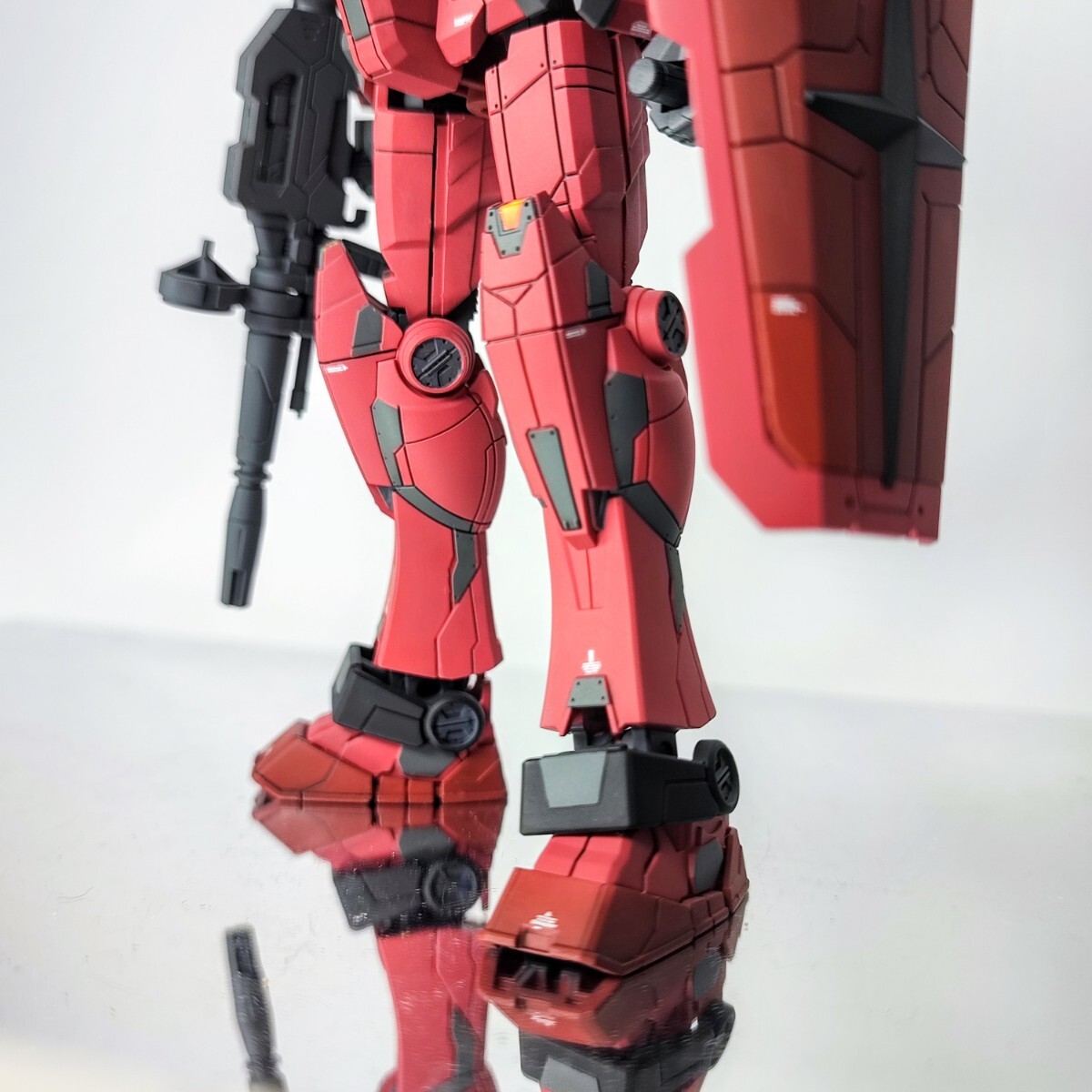 EG万博ガンダム シャア専用ガンダム ガンプラ完成品 Yahoo!オークション - EG シャア専用 万博ガンダム ガンプラ塗装