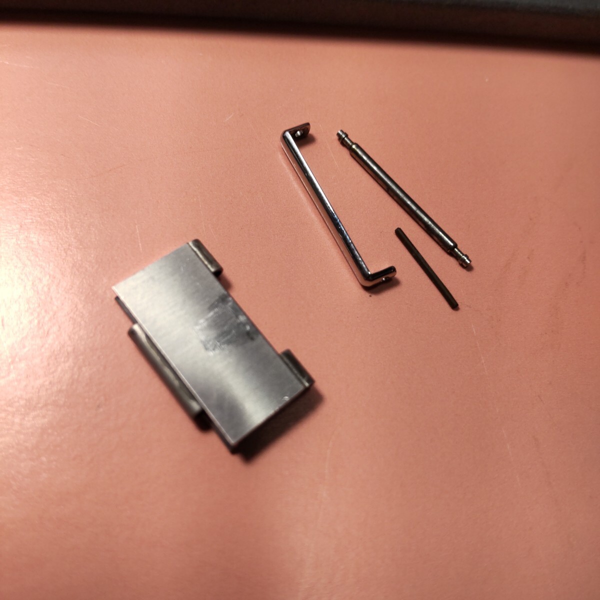 CHANEL 正規 シャネル H0826 マドモアゼル 純正 1 コマ 駒 ブレスレット ベルト サイズ 延長 調整 SS 銀色 シルバー系 希少 レア 02 送料込_画像4