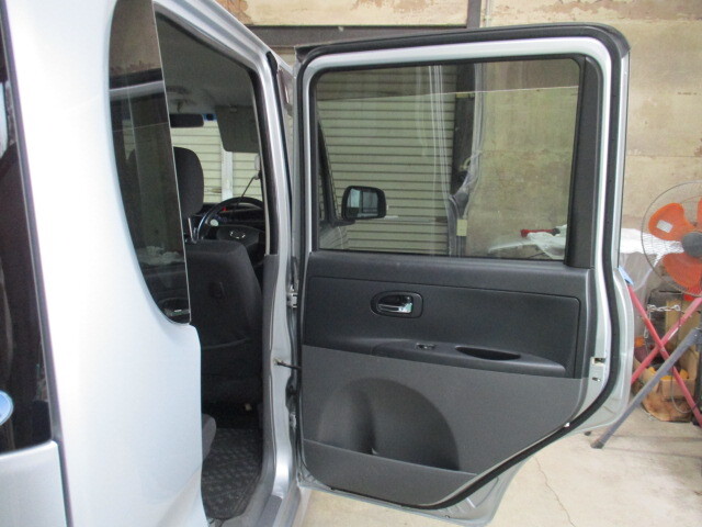 現車999 H21年 L375S タント ダイハツ 右リアドア S28/ブライトシルバーメタリック〔翌日発送〕即決!※個人様宅配送不可_画像10