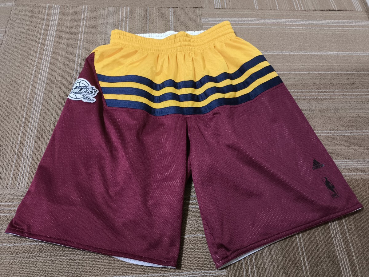 サイズ：メンズM相當(dāng)　美品　adidas アディダス クリーブランド?キャバリアーズ バスパン　 ハーフパンツ ショートパンツ