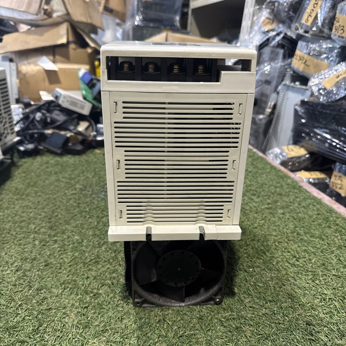 5E020 Mitsubishi MDS-B-SP-300 Spindle Drive Unit Mitsubishi Electric servo Drive работа с гарантией 