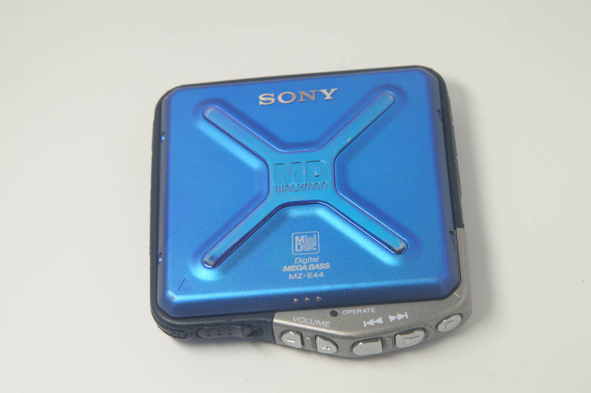 美品　動作良好 SONY ウォークマン MZ-E44 送料無料　3002