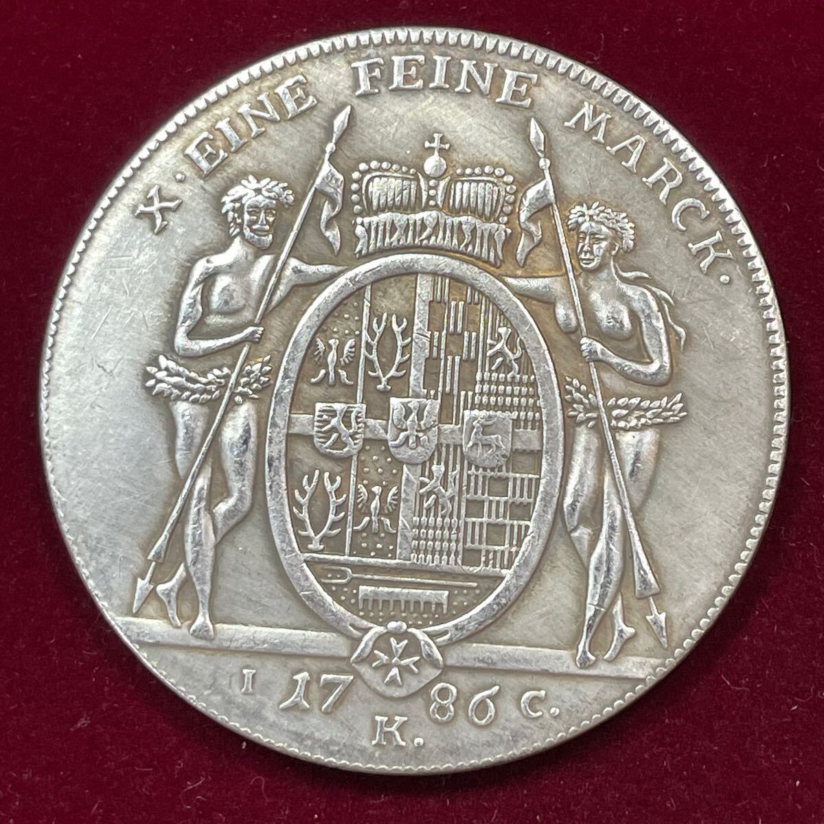 Amazon.com: Medieval European Coinage: With a Catalogue of