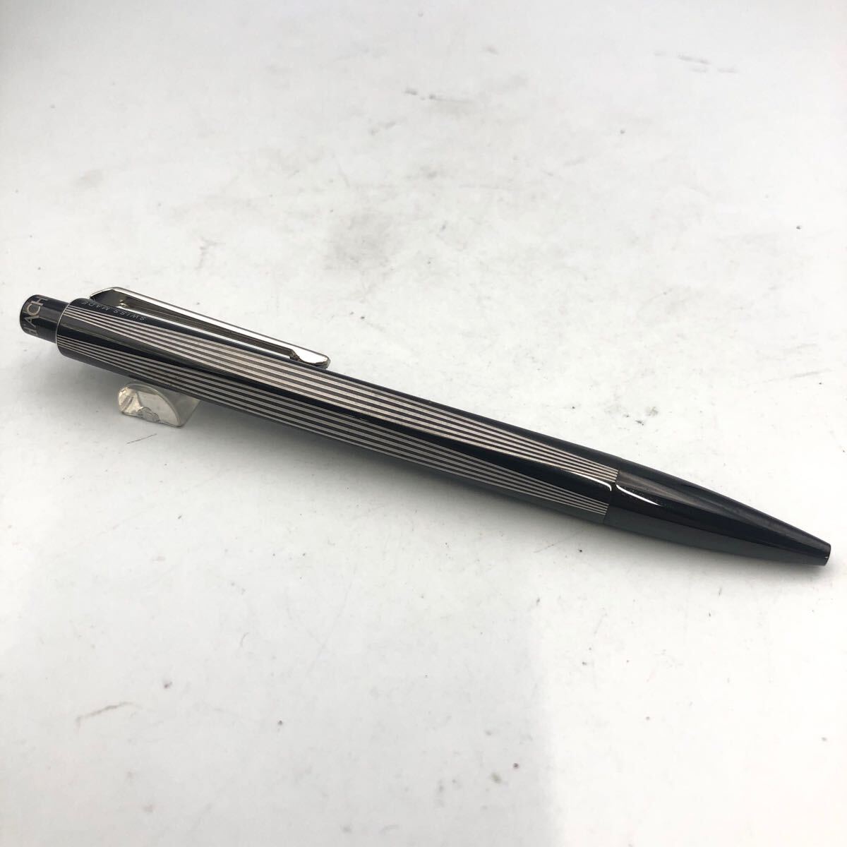 ★F04304/CARAN d'ACHE カランダッシュ/ボールペン/RNX.316/ノック式/ブラック×シルバー/箱付/筆記OK