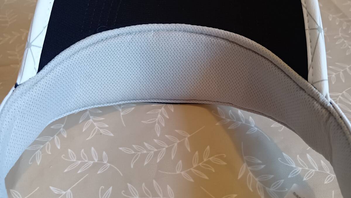 美品！　キャロウェイ　Callaway　サンバイザー　サイズＦＲ　マジックテープ　ブラック×ホワイト　幅広いサイズに対応_画像9