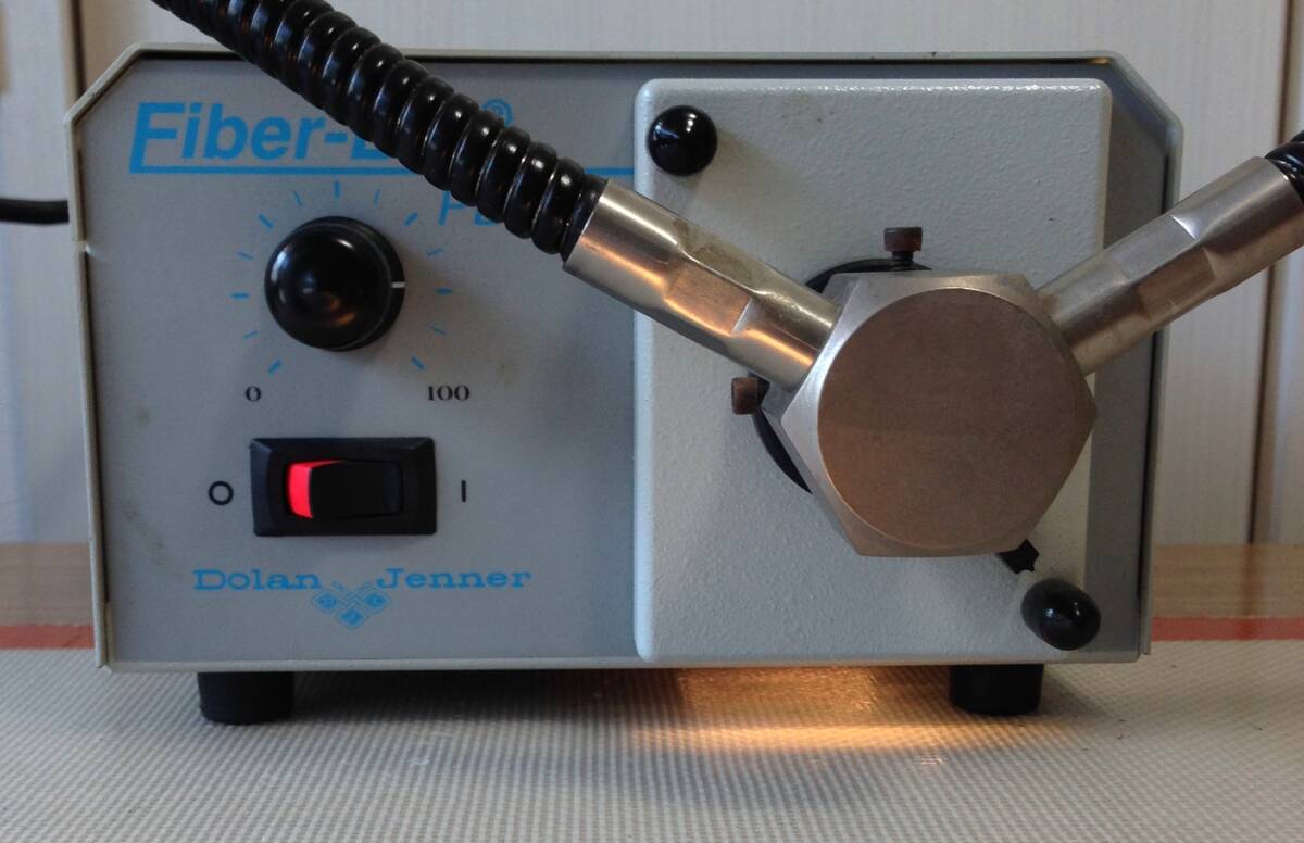 米國FIBER-LITE社照明器具