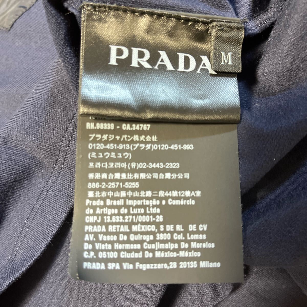 プラダネイビーTシャツ M