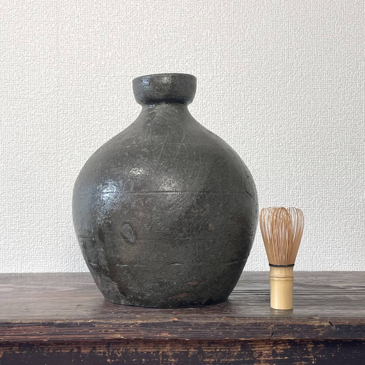 花器 李朝 扁壺 黒高麗 花入 漆塗 茶道 茶道具 華道 陶磁器 骨董 古美術 花器 李朝 扁壺 黒高麗 花入 漆塗 茶道 茶道具 華道 陶磁器 骨董
