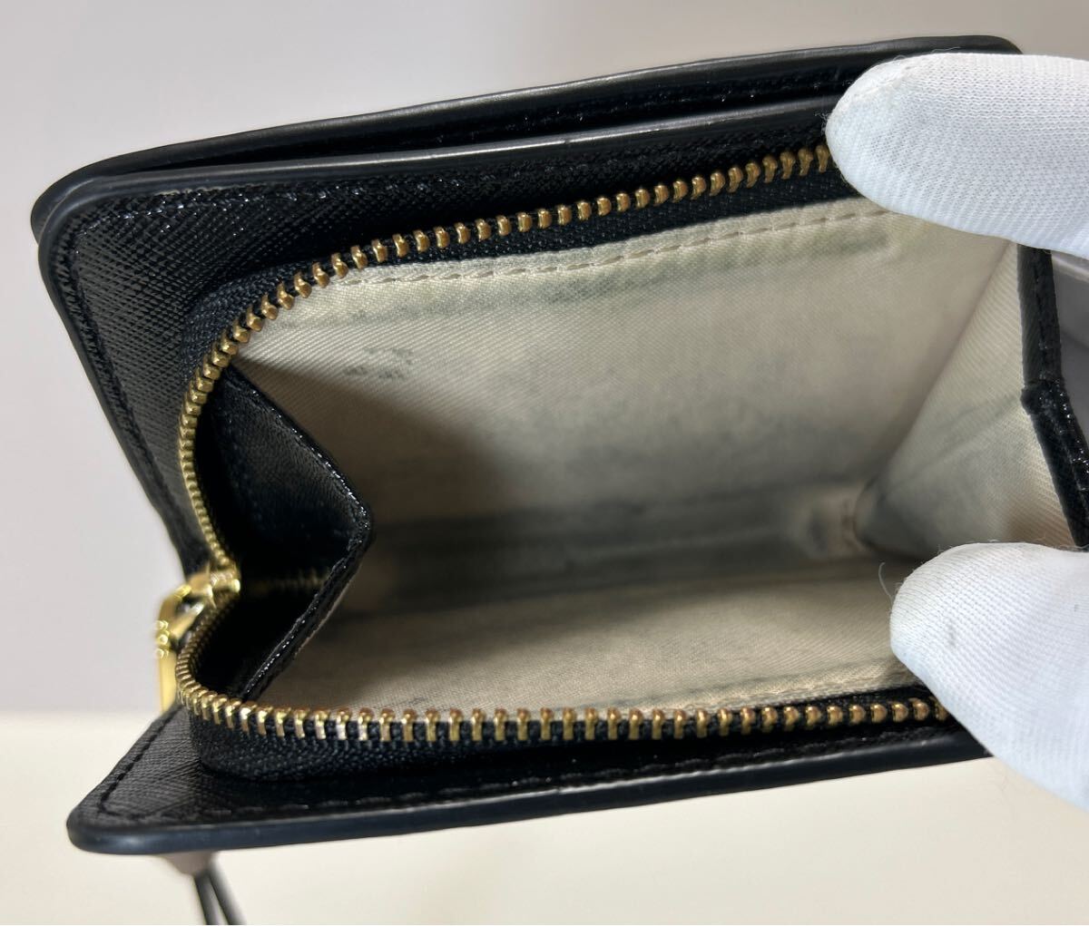 ◆マークジェイコブス　二つ折り財布　M0013360 136◆　スナップショット　ダブルJ　小銭入れ有　ベージュ×ブラック【送料無料】0502