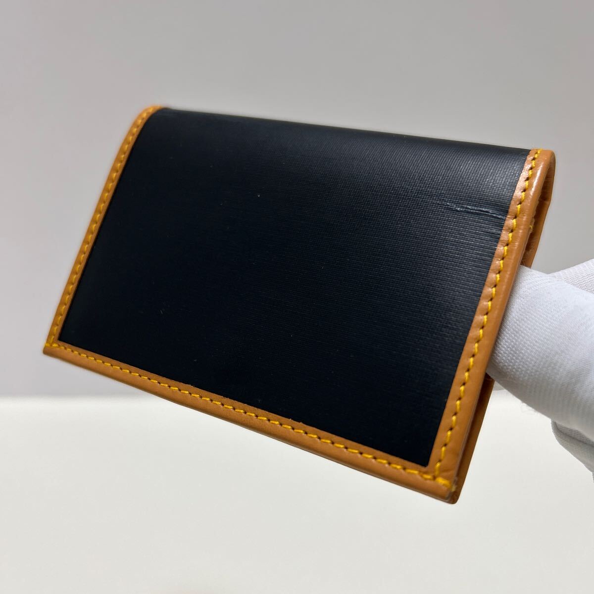 ☆新品-未使用☆ ◆ハンティングワールド　カードケース　ネイビー系◆　バチュークロス×本革??刺入れ　イタリア製 【送料無料】0507-O