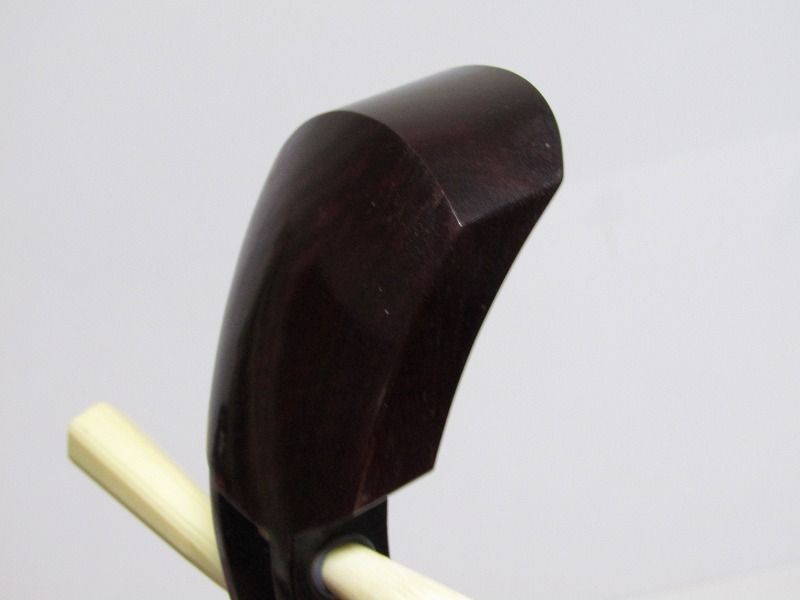 高級(jí) 三味線 紅木 K18刻印(金物?上駒) 金細(xì) 子持ち綾杉胴 ハードケース 和楽器 ef08-8177[GGG]