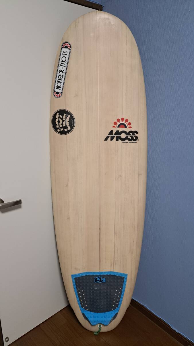 MOSS カスタムサーフボード 5'8 EPS エッグノーズ