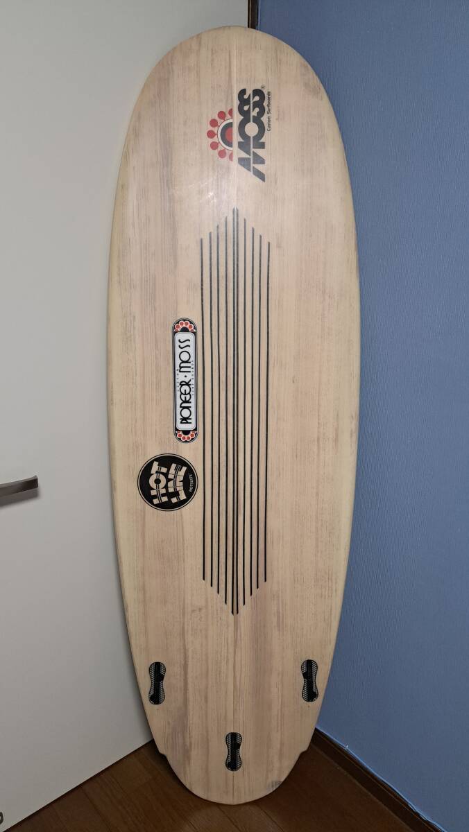 MOSS カスタムサーフボード 5'8 EPS エッグノーズ