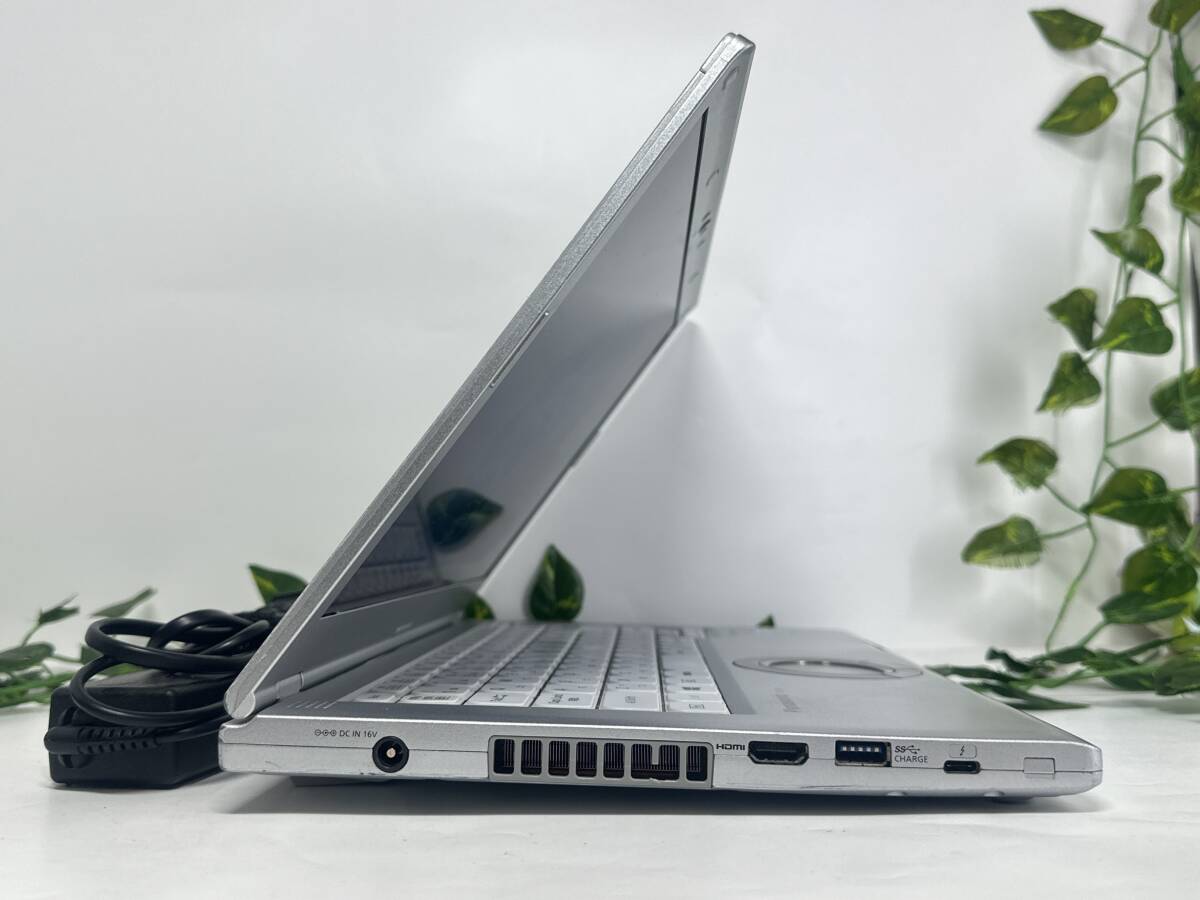 【高性能 i7/ストレージ512GB！】Panasonic Let's note CF-LV9[Core i7 10810U 1.1GHz/RAM:16GB/SSD:512GB/14インチ]Win 11 office 動作品