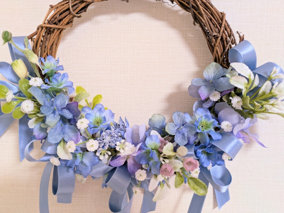 ◇涼しげなブルー系のフラワーリース◇お花で癒しの空間に　Flower art 花音