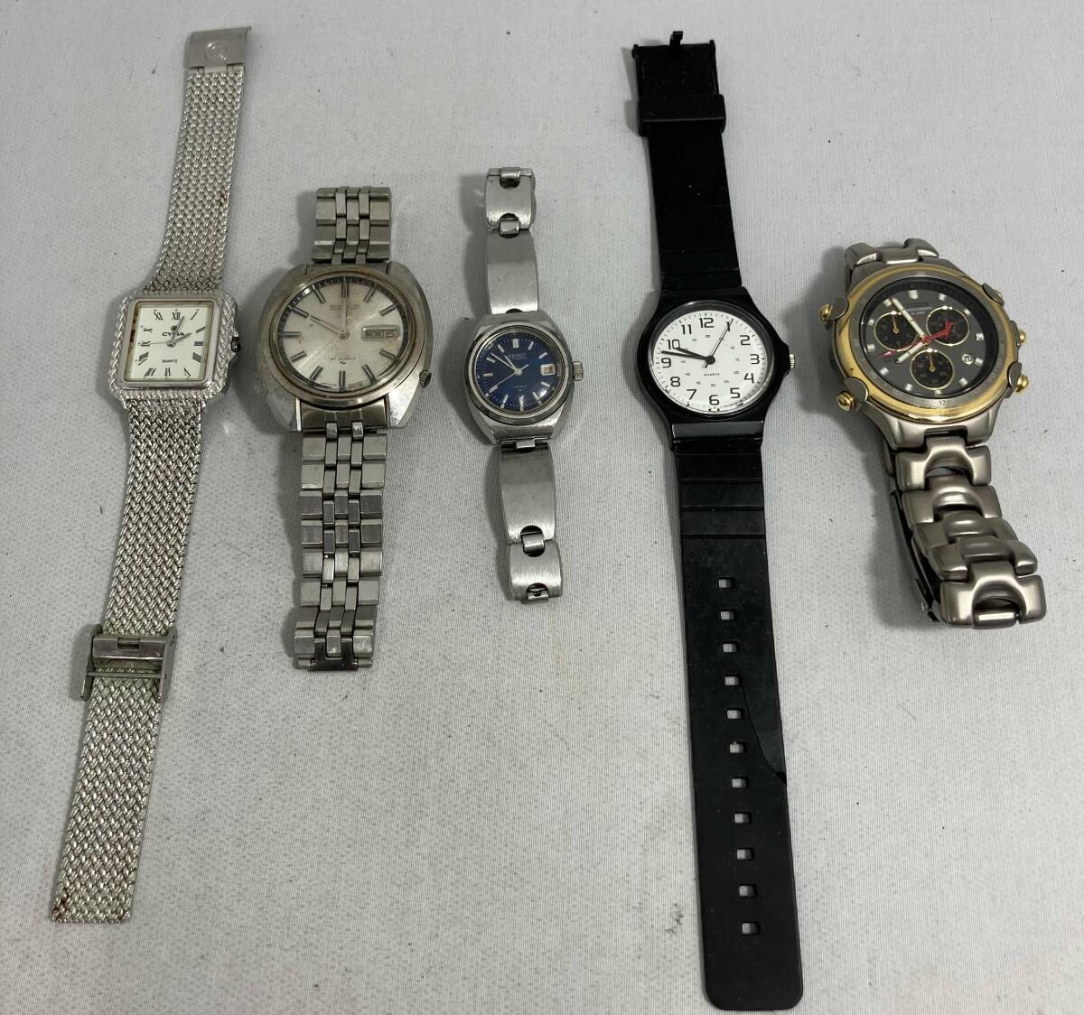 ジャンク 1円スタート まとめ売り 5本 腕時計 Sセット SEIKO ジャンク 1円スタート まとめ売り 5本 腕時計 Sセット SEIKO