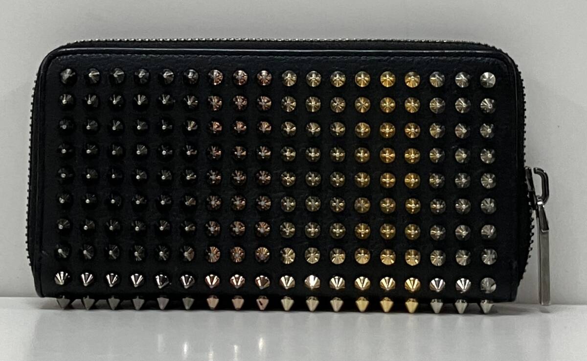 クリスチャンルブタン 長財布 スタッズ Christian Louboutin クリスチャン ルブタン ラウンドファスナー