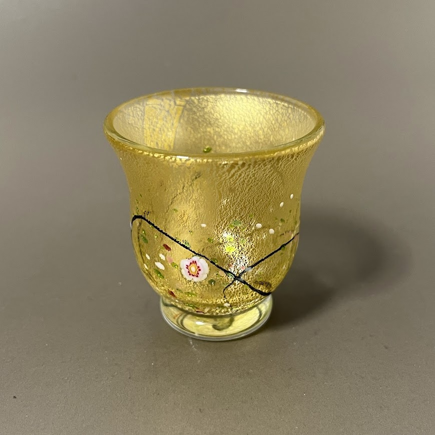 ★黒木國昭★　「光琳」　金彩　お豬口　ガラス　工蕓　高さ約5.4㎝　刻印　共箱あり