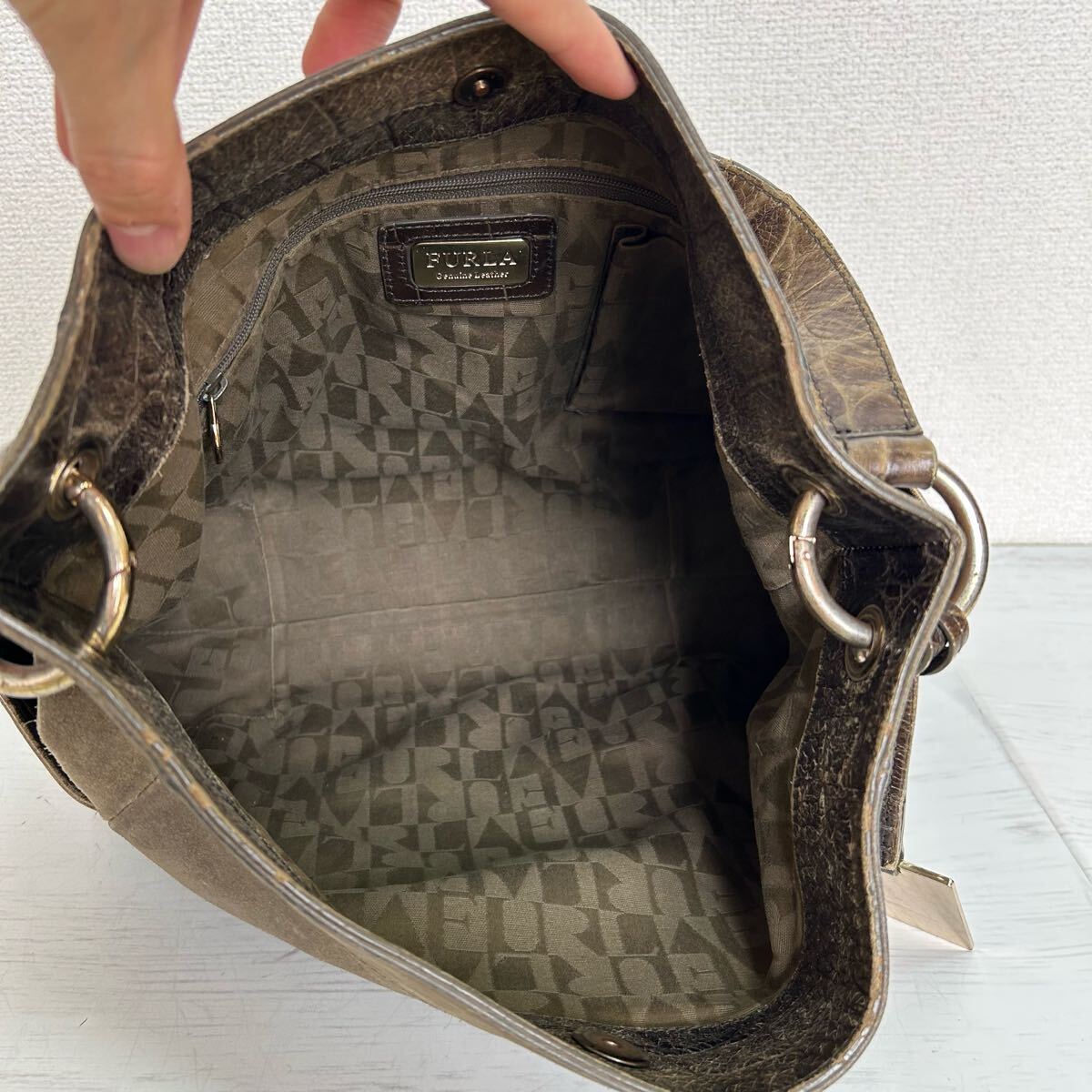  редкий FURLA Furla женский плечо .. one сумка на плечо большая сумка натуральная кожа телячья кожа кожа замша темно-зеленый цвет moss green черный ko type вдавлено .