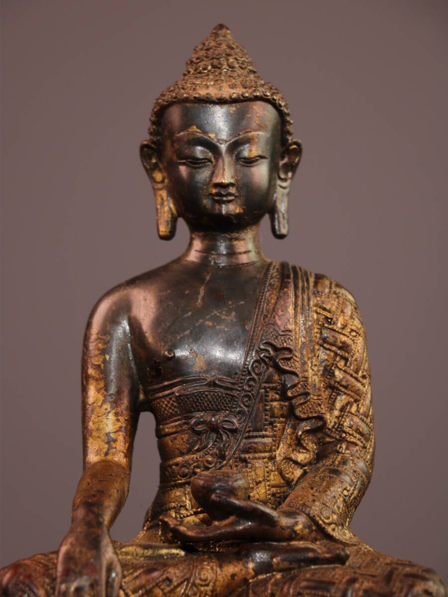 13世紀、チベット伝来の、チベットの千年に渡る古い天鉄の鎧の切片が二枚で 一点物〕タンカ - 十一面千手千眼観世音菩薩[30cm x 40cm] の