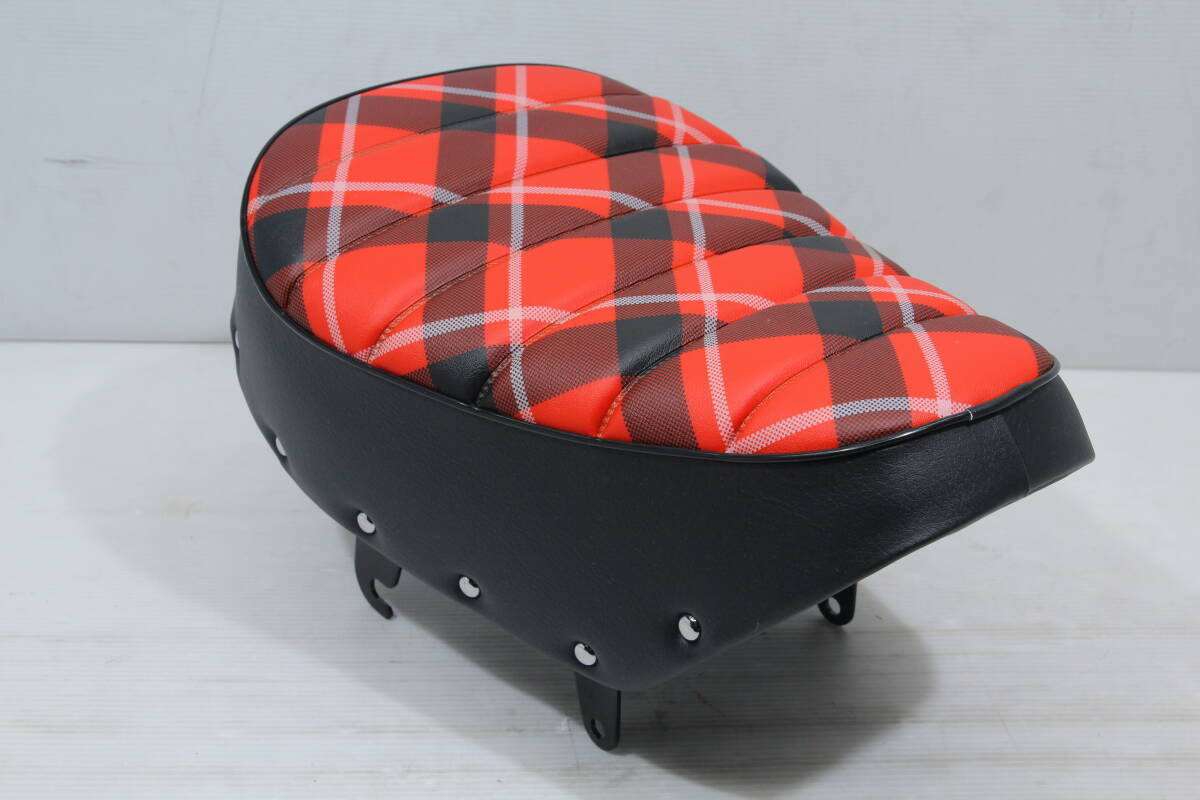 未使用 HONDA モンキー 17' 50周年限定車 シート 白/赤 チェック柄 PN